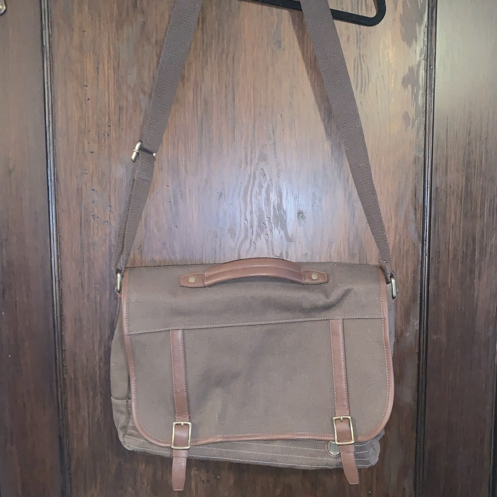 Fossil Messenger Bag